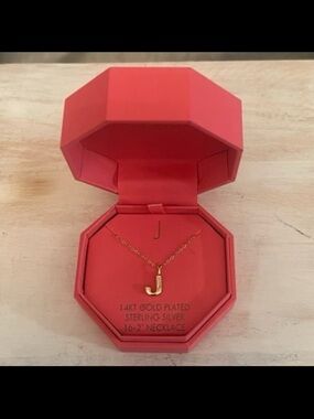 ⚡️Isabella M "J" Initial Necklace